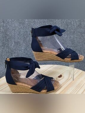 Women's Ugg Navy Wrap Sandals